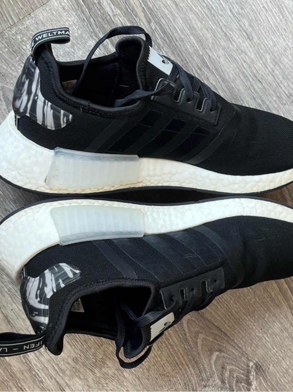 Adidas NMD_R1 Mens Black White Marble Heel Boost Sneakers IE9611 Size 9.5